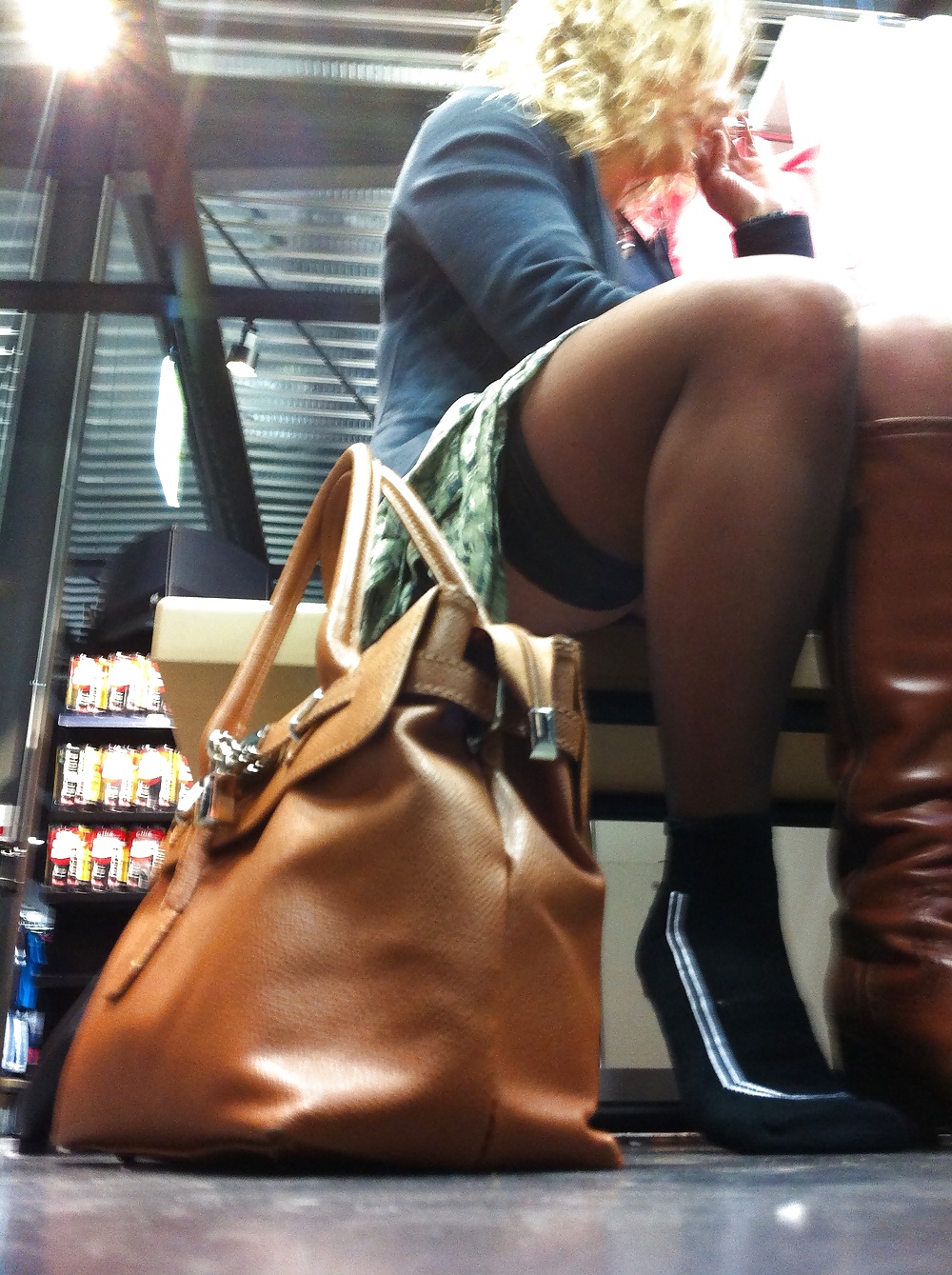 Porn Pics voyeur stocking joggeuse