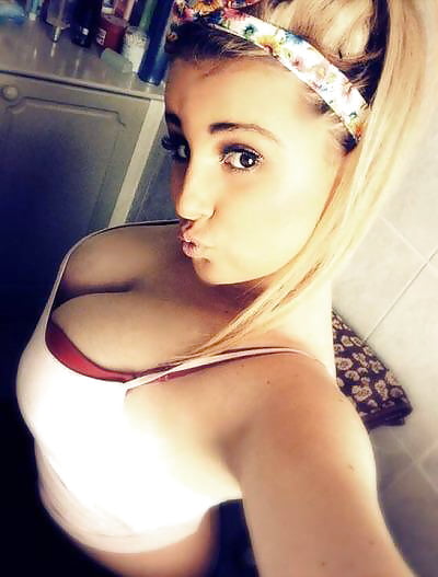 Porn Pics Amateur Chavs, Teens, Sluts, Babes, Fuck meat Collection