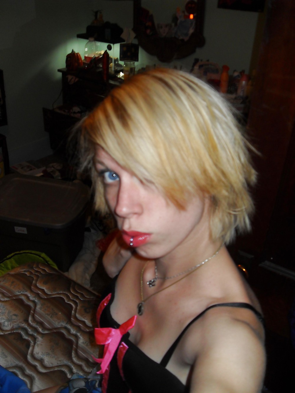 Porn Pics KLEINES BLASELUDER MONI