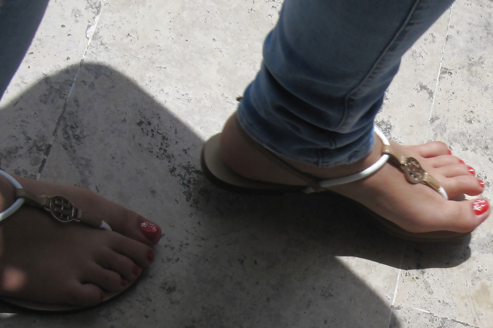 Porn Pics Candid street feet 3