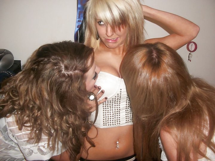 Porn Pics Young British chav sluts