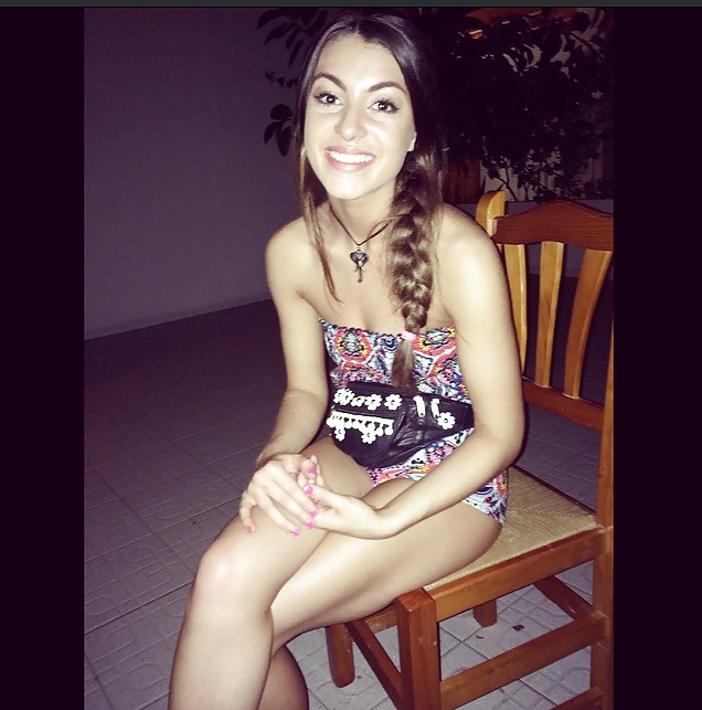 Porn Pics Sexy UK Teen