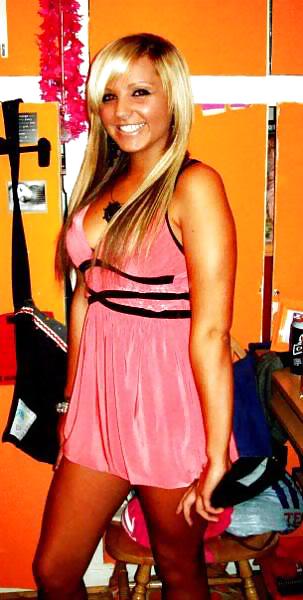 Porn Pics lilSocial Network Tramps & Heart Breakers