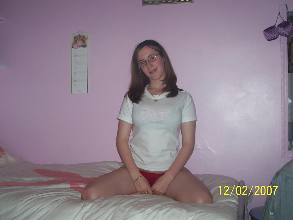 Porn Pics lola 18 ans coquine