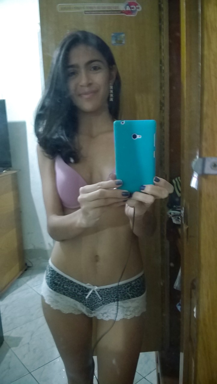 Porn Pics Carol safada do rio que adora aparecer