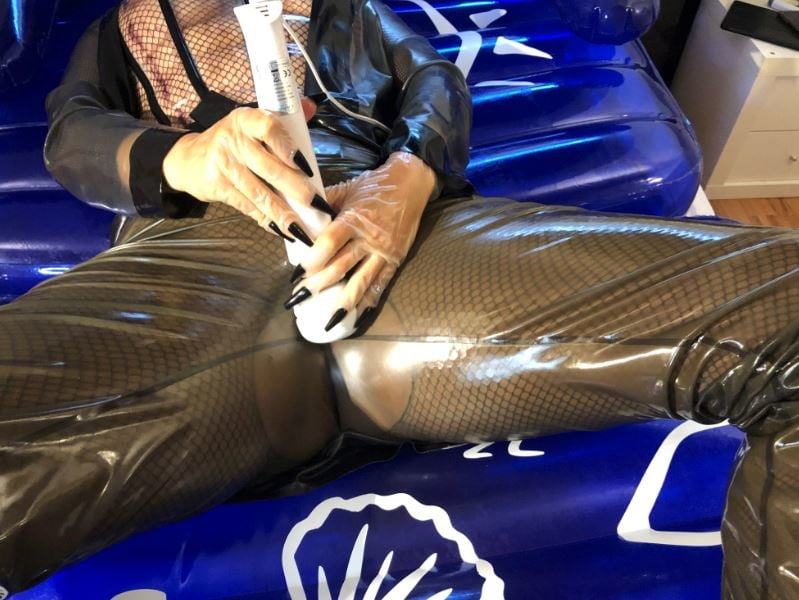 Latex masturbation on inflatable Bed - 71 Pics 
