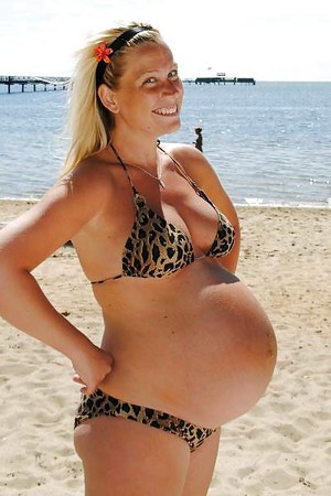 pregnant amateur babes