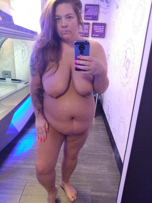 Big Nippled Fat Belly - 47 Photos 