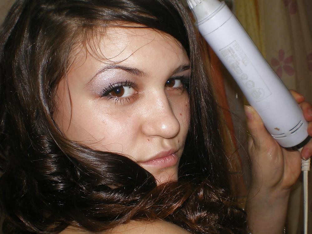 Porn Pics Italin college slut - selfshot teaser pics