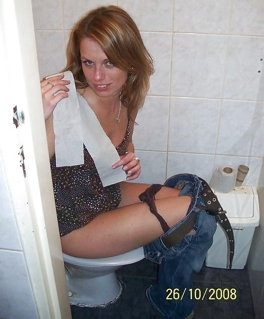 Girls On Toilet Page 2 XNXX Adult Forum
