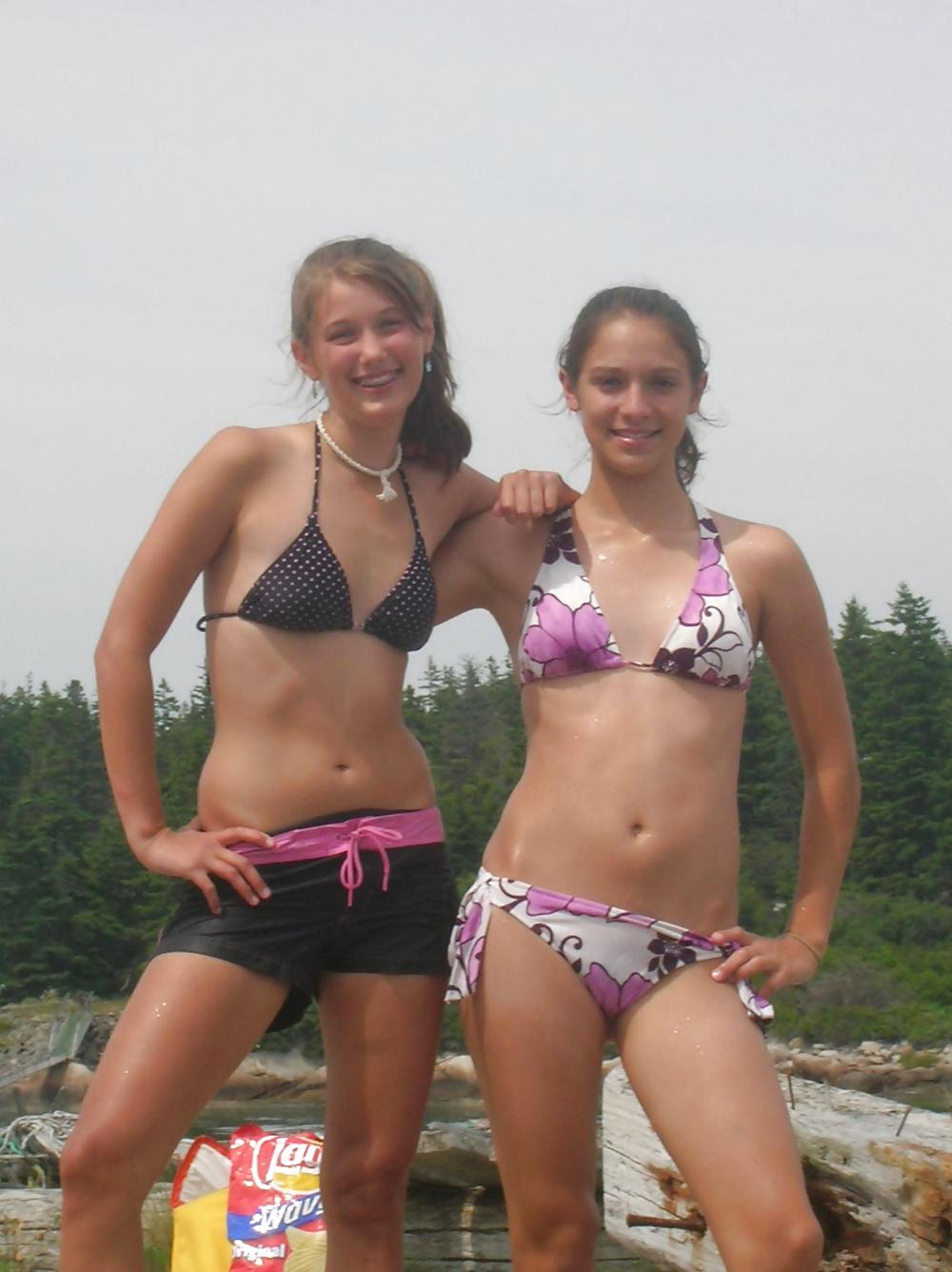 Porn Pics Bikinigirls 29 (two girls special)