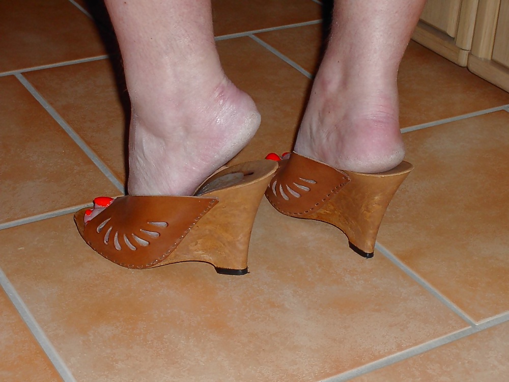 Porn Pics Nice Feet and High Heels and Toes Vol.4