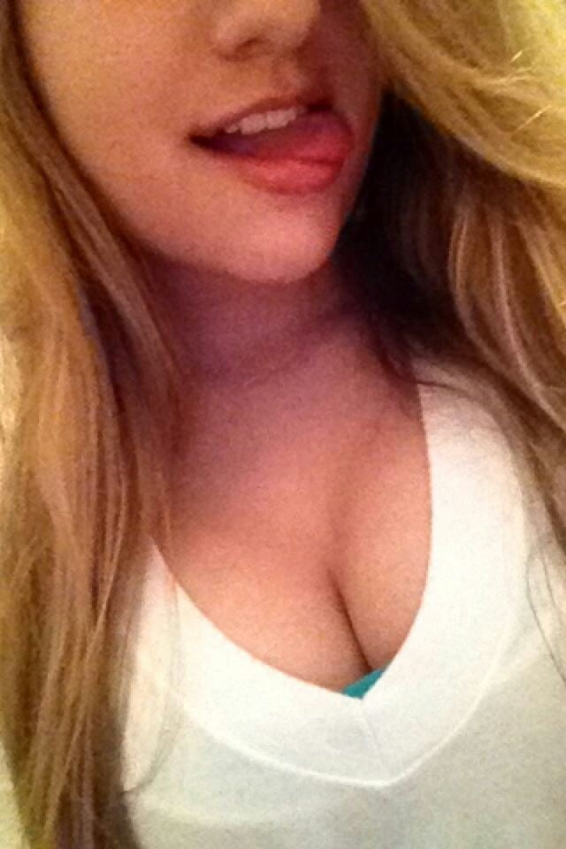 Naughty Girl photo #325107086