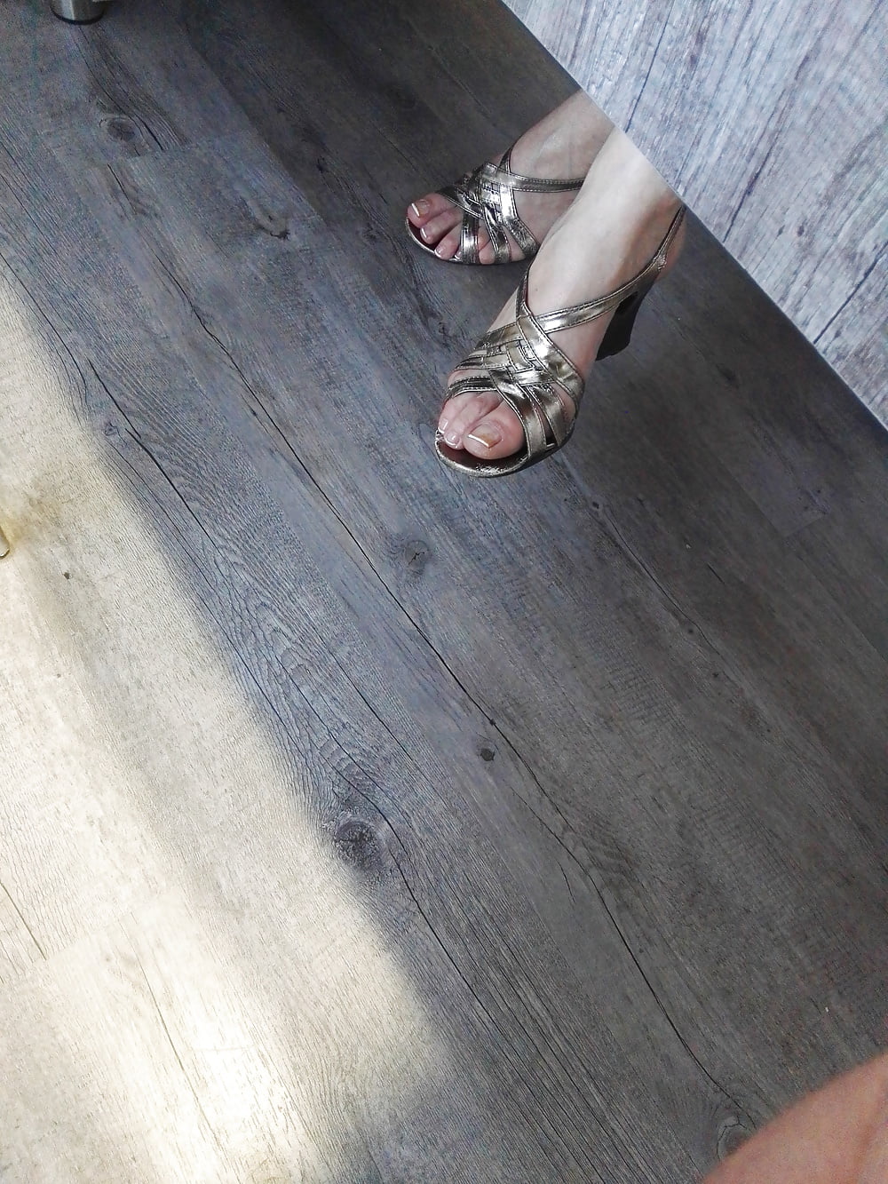 Porn Pics Candid mature feet under table