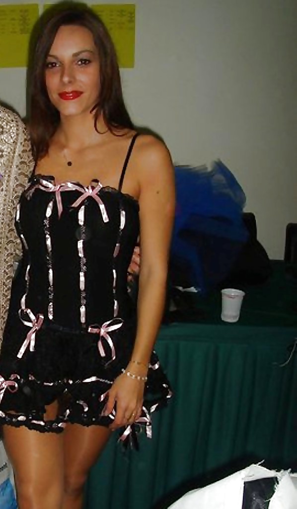 Porn Pics CELINA 27ANS 1 MOME DIVORCEE AIME LA BAISE