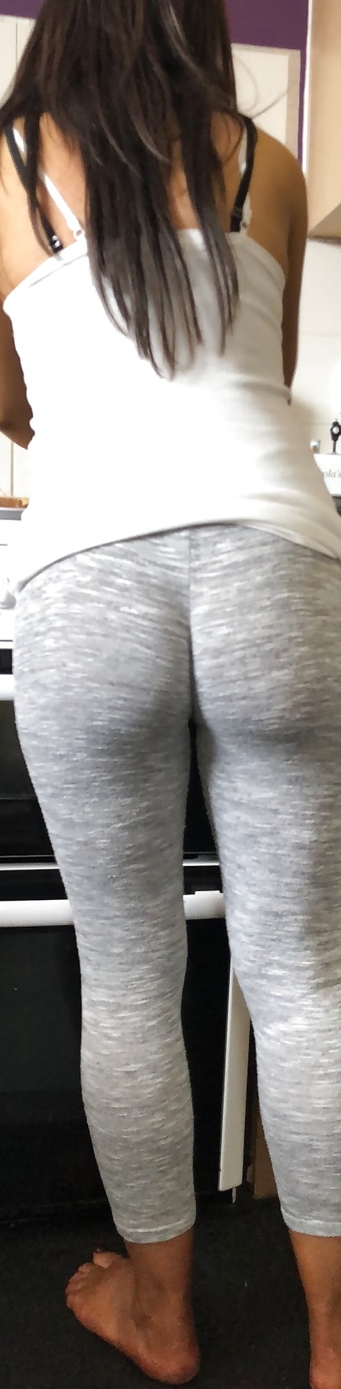 Porn Pics British slag amateur leggings chav