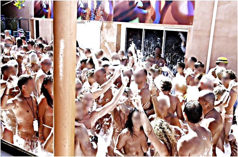 Porn Pics Cap d'Agde Foam parties