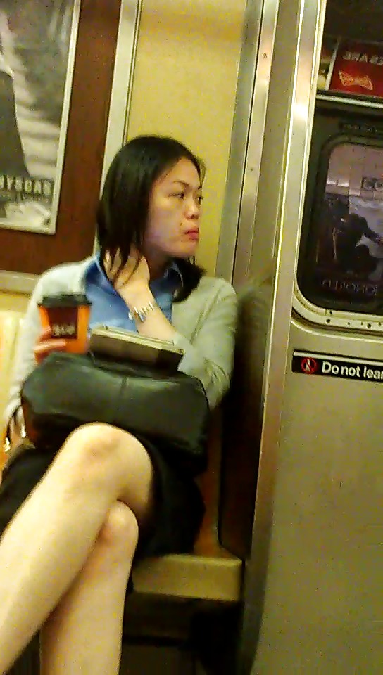 New york subway girls asian mini skirt