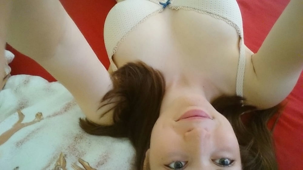 hot leonie, another friend photo #324812816