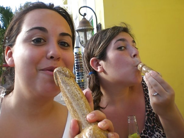 Porn Pics College Girls!