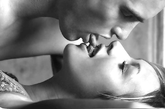 Porn Pics Erotic Sensual Kisses in Black&White - Session 2