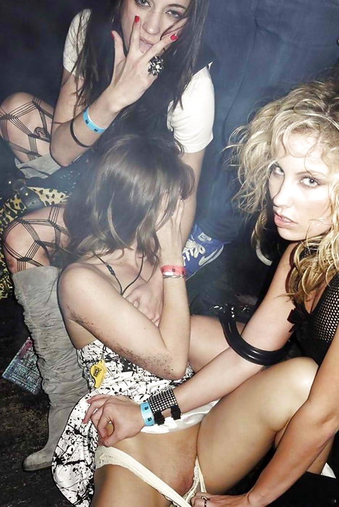 Porn Pics Amateur Party Fun Public Teens