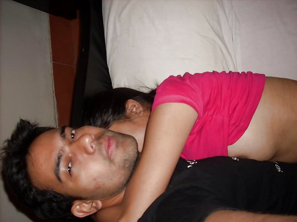 Indian Desi Couple Honeymoon Sex Nude Photo In Hotel 15
