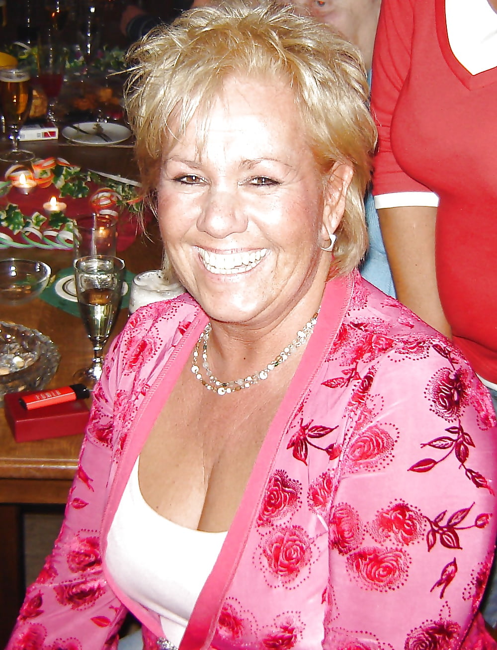 Porn Pics Webtastic Special: Granny Time Vol.303