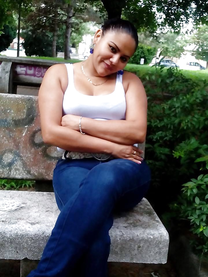 Porn Pics gypsy girlfriend