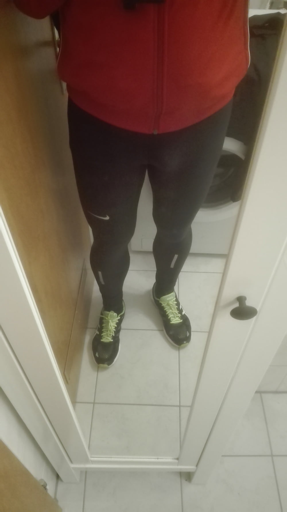 Porn Pics Running Tights or Sweatpants? What do you think?