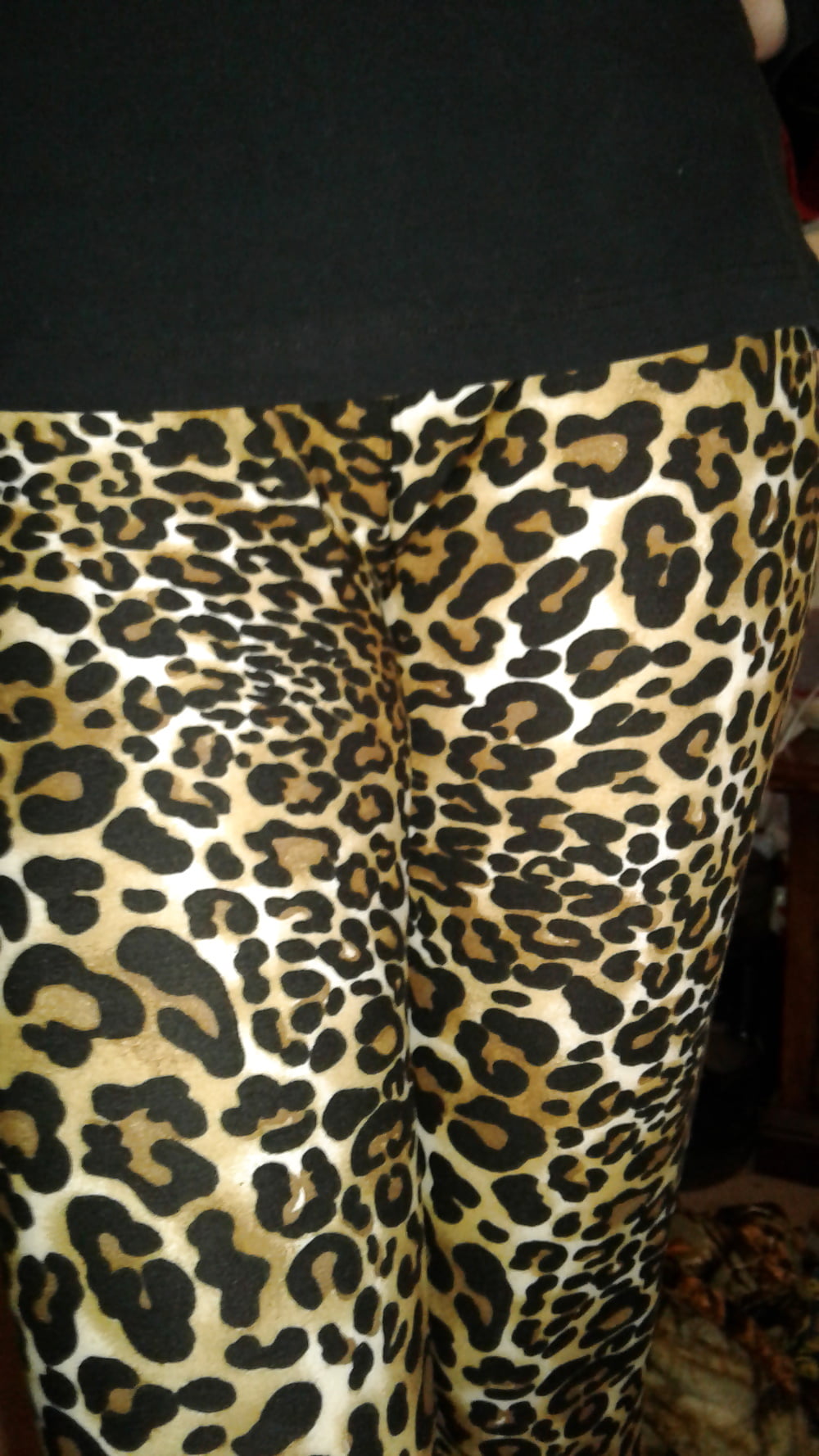 Porn Pics Wife looks hot in her new leopard print leggings