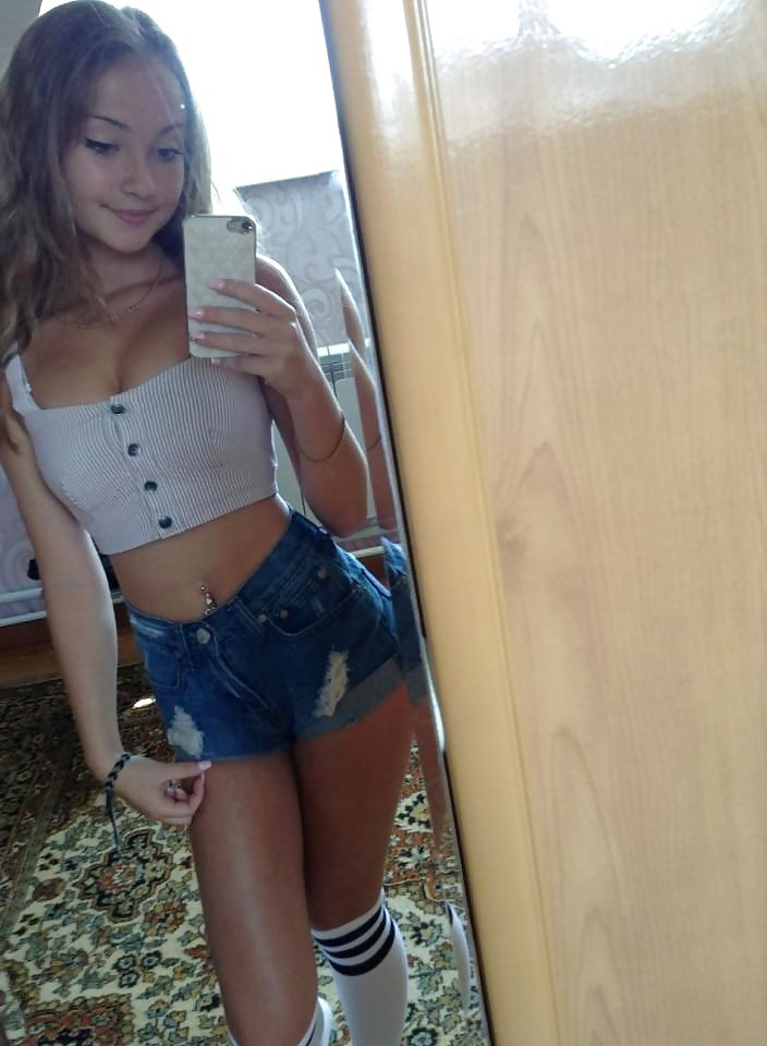 Porn Pics Random sluts 22