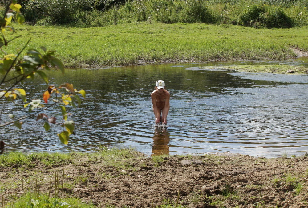 In Dzherzha river 2 - 48 Photos 