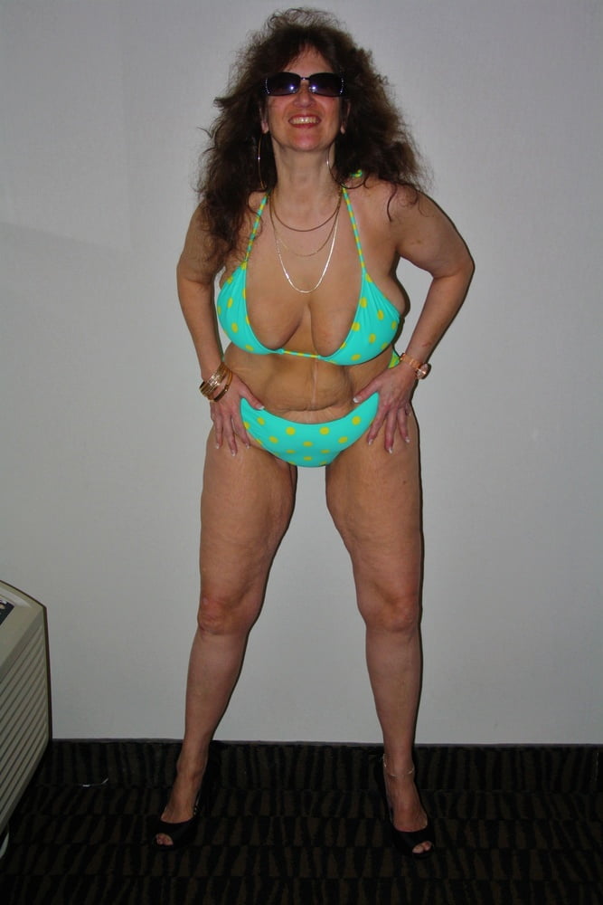 Tinja Expands A Polka Dot Bikini - 28 Photos 