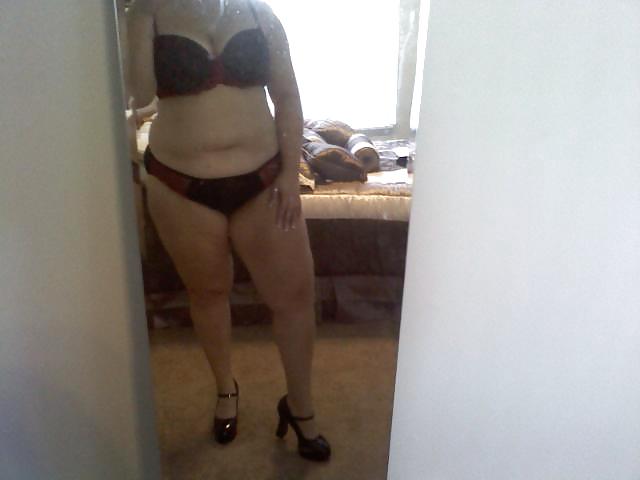 Porn Pics Another Bimbo