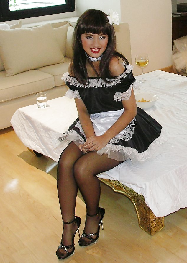 Maid bubble dirty talk shemale