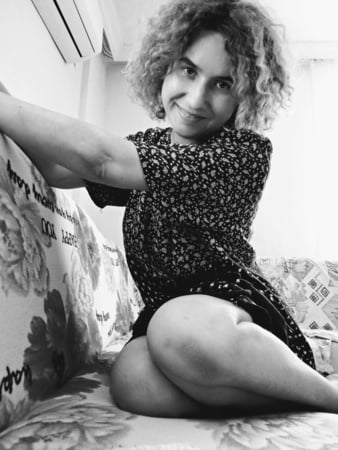 selina bell free photos         