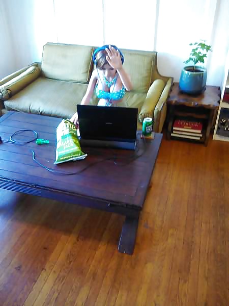 Porn Pics Nina chillin out.