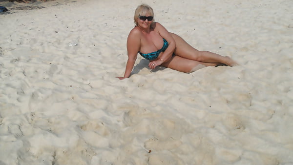 Porn Pics Russian beach sluts