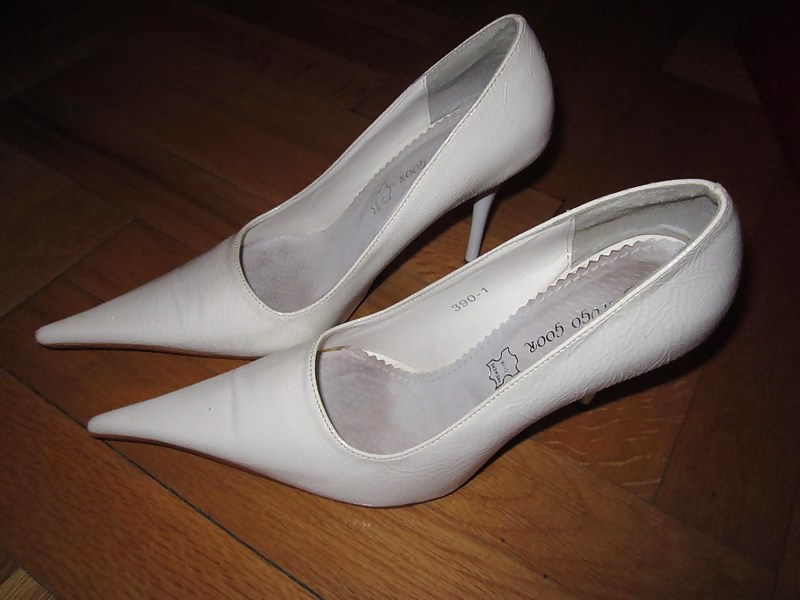 Porn Pics White 4 inch heels
