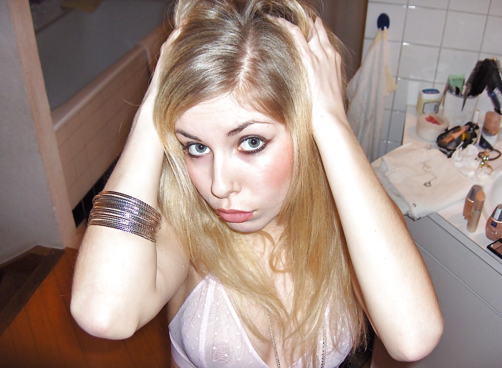 Porn Pics Blondes amateur German sexy girl