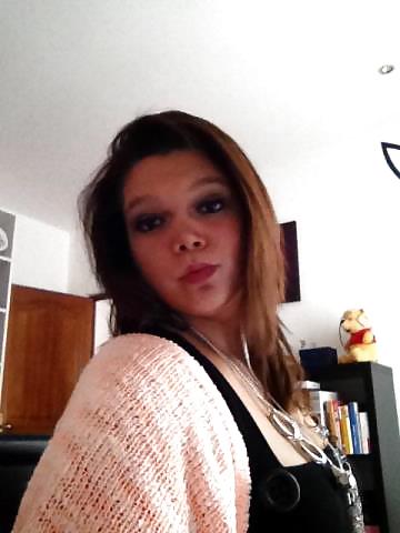 Porn Pics une cousine !! lachez vos coms !!