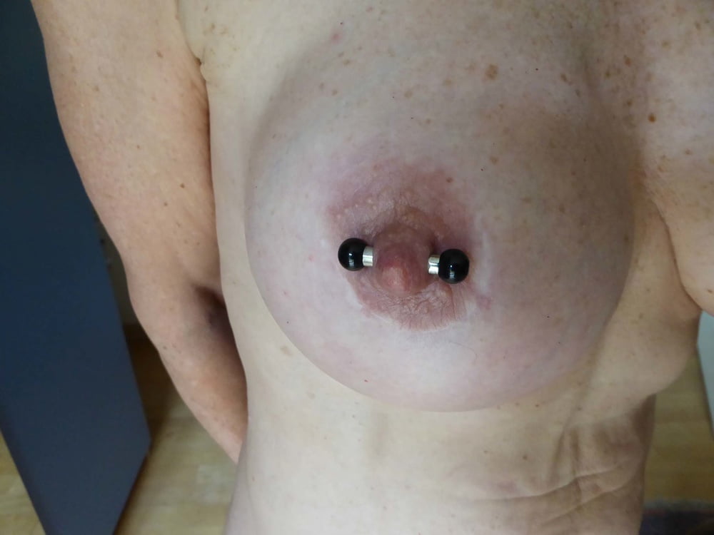 Pierced nipples (slave Irina) - 15 Photos 