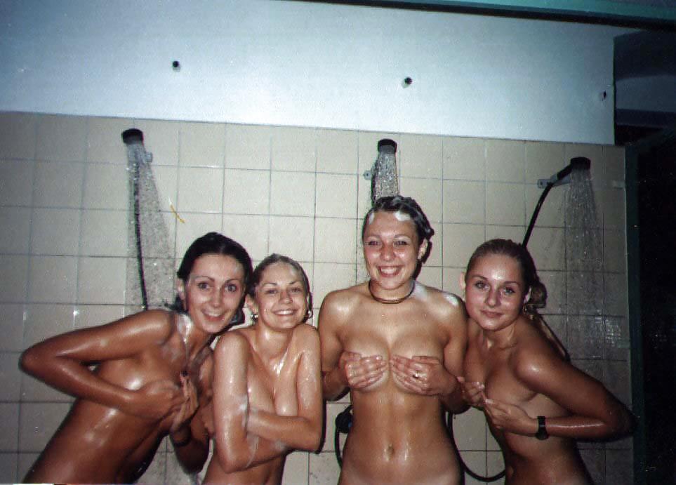 Porn Pics Shower teens 1