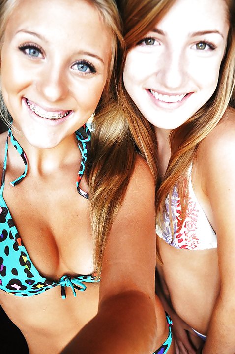 Porn Pics Sexy in Bikinis