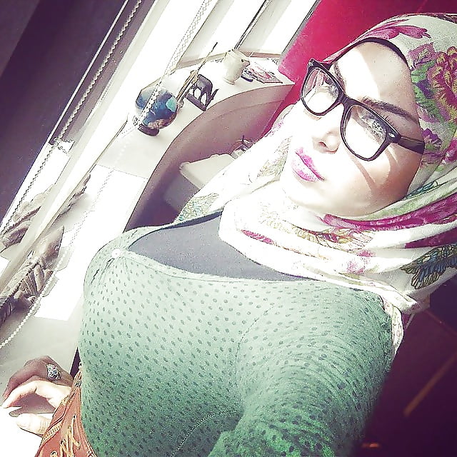 Porn Pics Arabic Sexy Bitch Hijab