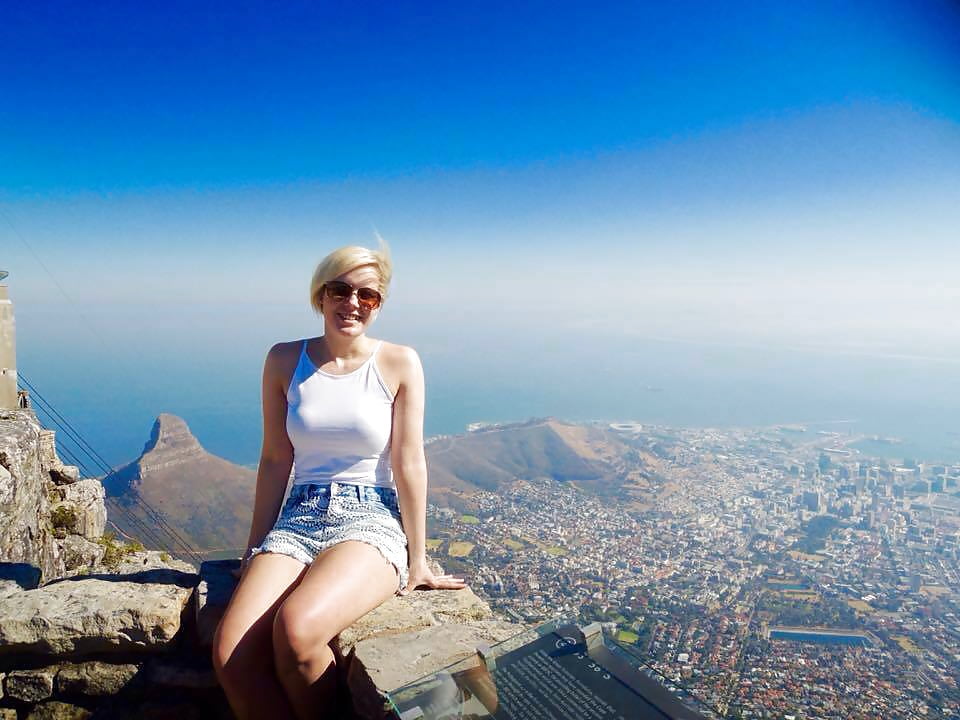 Porn Pics Facebook short haired hotties P3