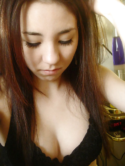 Porn Pics Hit me up on gohookupbook.com