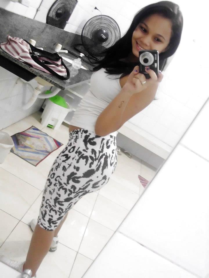 Porn Pics FACEBOOK Izabelli B.Alves