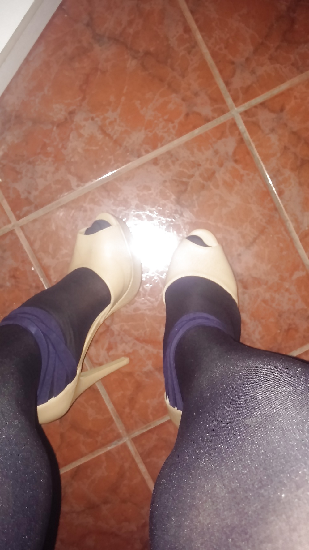 Porn Pics my new high heels